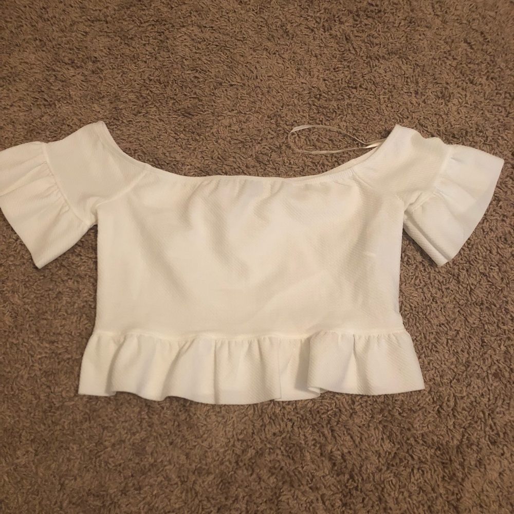 White off the shoulder crop top